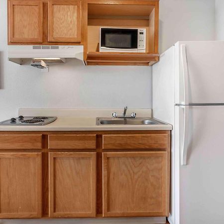 Extended Stay America Select Suites - Wichita - South Экстерьер фото