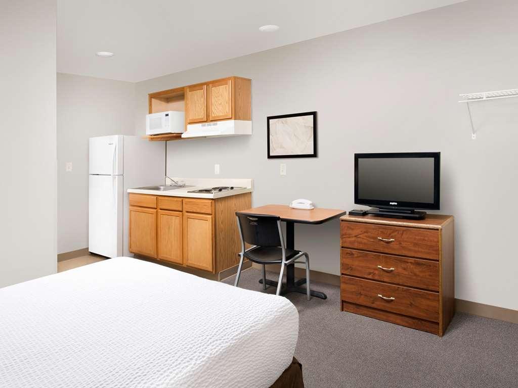Extended Stay America Select Suites - Wichita - South Номер фото