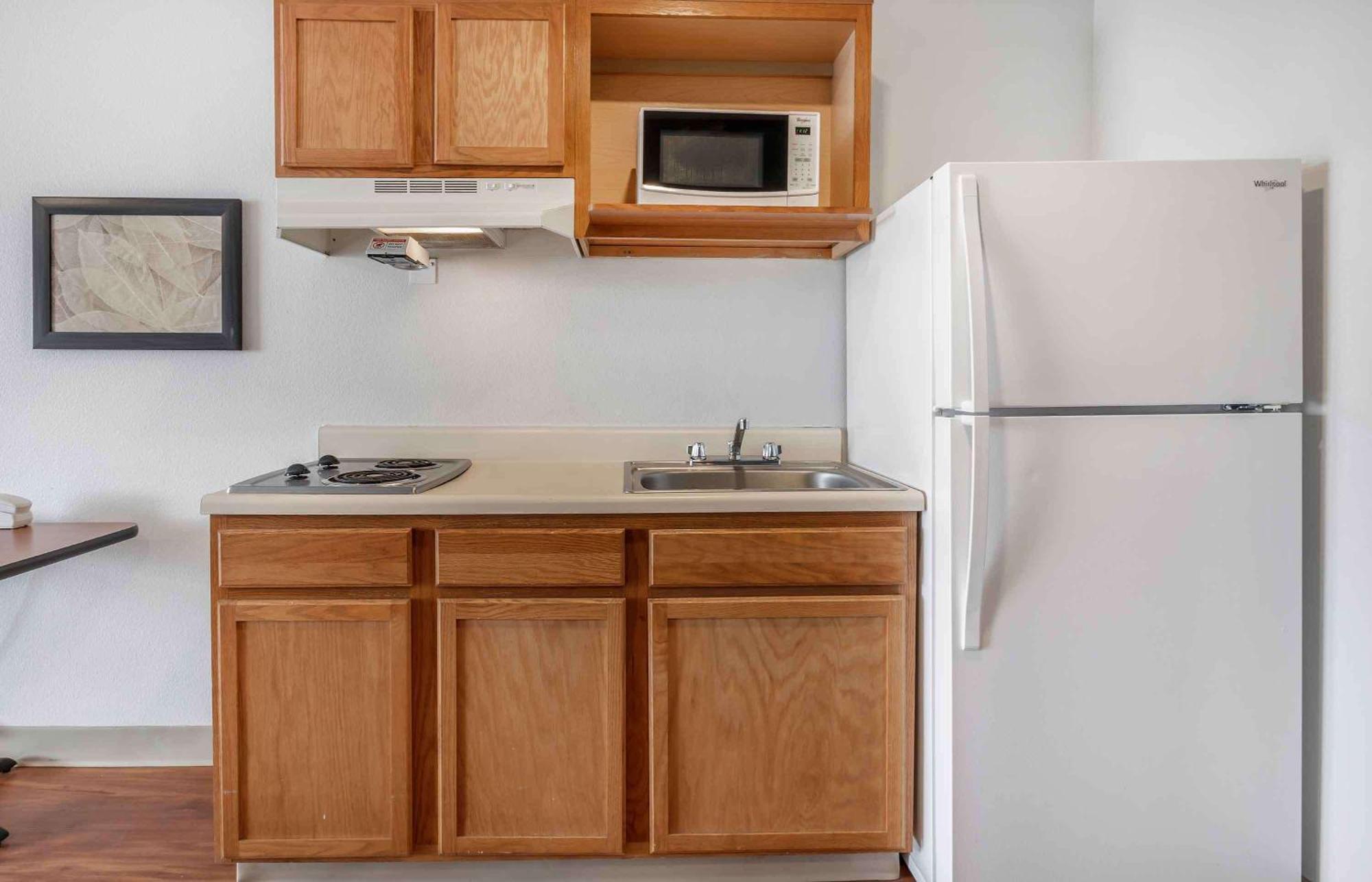 Extended Stay America Select Suites - Wichita - South Экстерьер фото